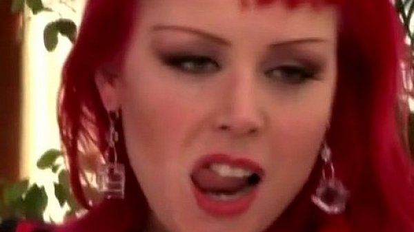 Ann Gives Her Fuckbuddy A Wild Footjob thumbnail