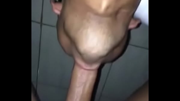 Nonton Meti O Pau Na Garganta Do Novinho thumbnail