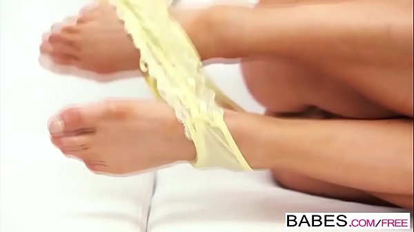 Nonton Babes - One Love - Carla Cox thumbnail