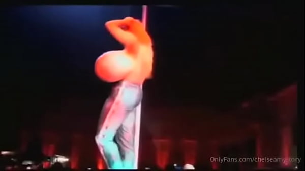 Big Boobs Ever thumbnail