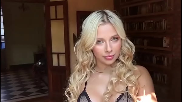 Sof&iacute_a Iunik @sofiaiunik - Rocca TV