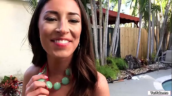 Cameron barges into a wrong house. She tells the homeowner that she just want Then they came up with an idea to make a sex tape. 