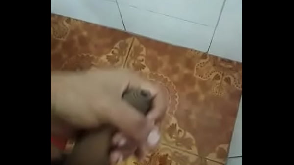 Eyaculando thumbnail