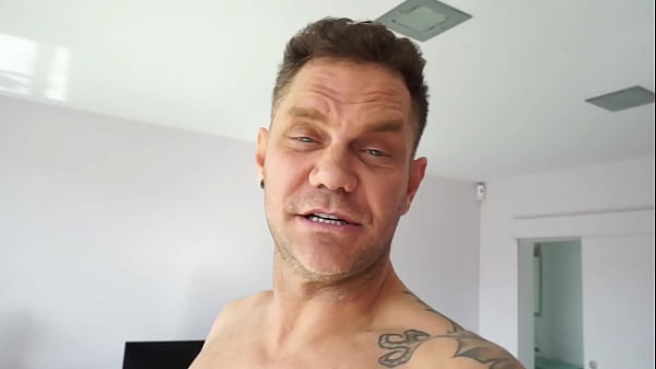 Nonton Suhaila Hard Meets Nacho Vidal &mdash; A Private Challenge That Turns Wild thumbnail