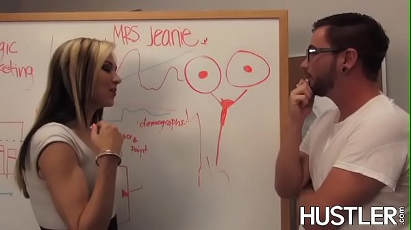 Nonton Bombshell Teacher Hammered Before Facial thumbnail