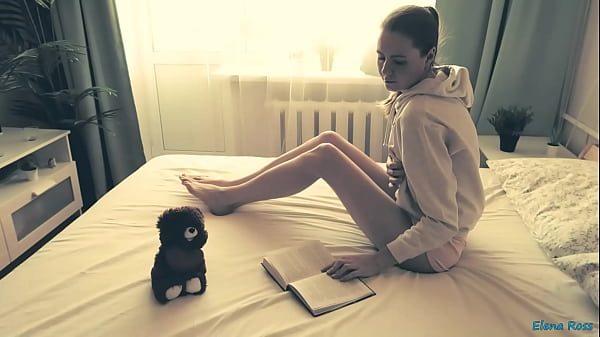 Nonton Amateur Wife Is Having Sex thumbnail