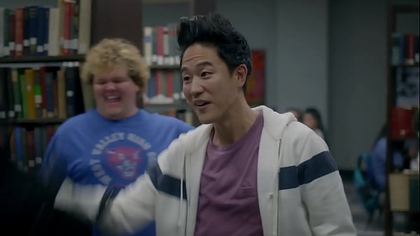 Cobra Kai 4 Video Legal Serie Kefl thumbnail