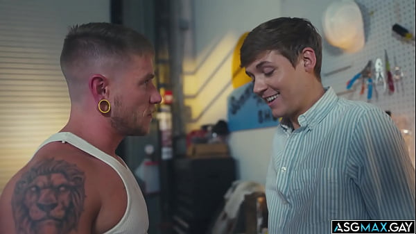 Bratty Twink Takes Cock Deep Down His Throat thumbnail