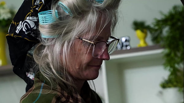 Horny 67 Years Old Grandma Rough Anal Fucked thumbnail