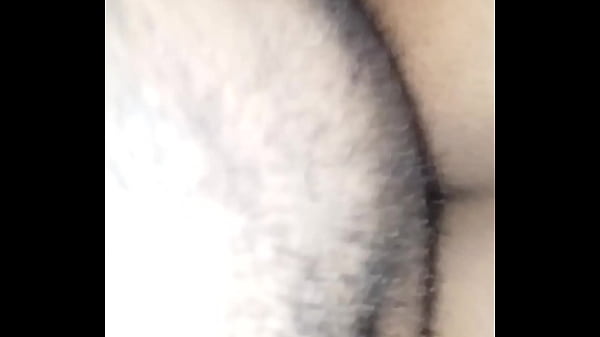 Nonton Hunny Bunny Goes Wild thumbnail