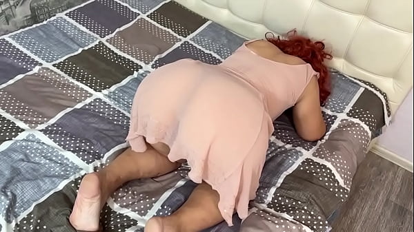 Homemade Anal In The Tight Ass Of An Old Woman thumbnail