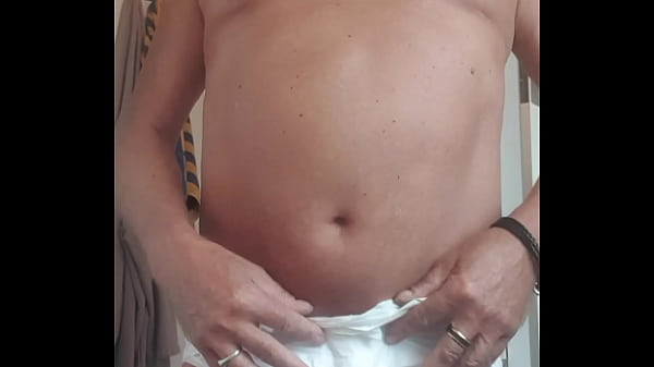 Soumis Et Diaper Gay, Sm , Jaime Servir De Faire Valoir A Maitre thumbnail