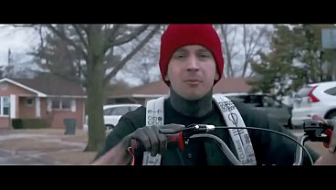 Stressed out oficial music video from Blurruface 