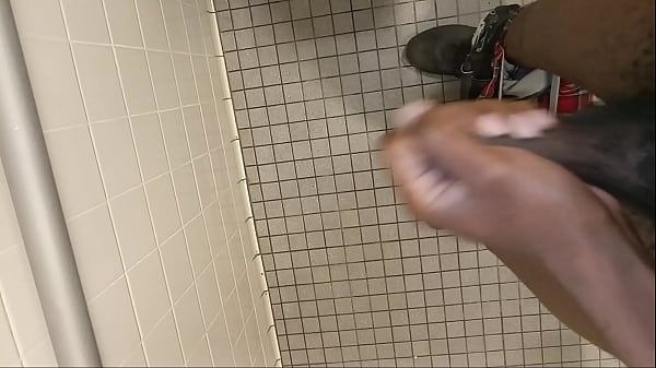 Hi dth dick quickie 13 in public stall