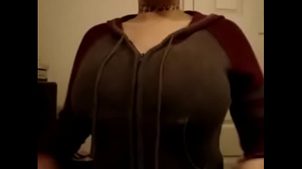 Nonton Antoinette Jiggles Her Fake Tits For You! - thumbnail