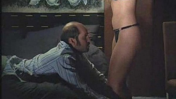 Kelly Brook 2 thumbnail