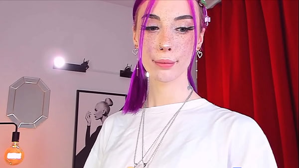 Ts Shows Her Cock thumbnail