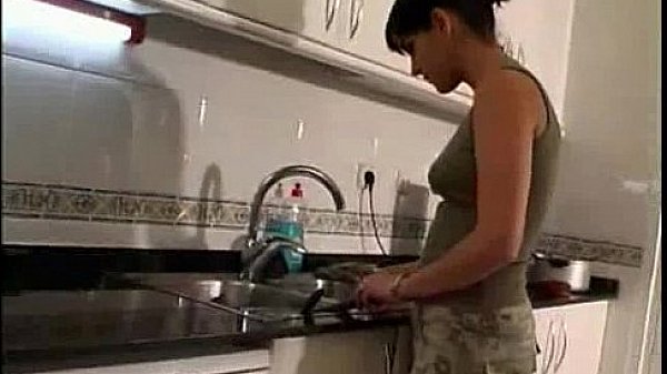 Nonton Interracial Love In The Kitchen - Amateur Chilli thumbnail