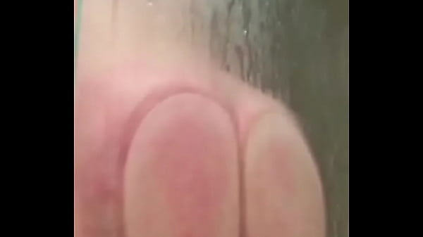 Girl shaking big ass in shower