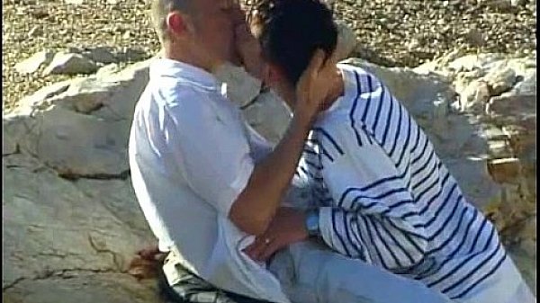 Outdoor gay sex adventure of a hot young seducer 