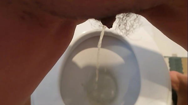 Soltei Ido E Fiz Xixi - Fetiche thumbnail