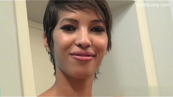 Nonton Hot Model Cum Swallow thumbnail