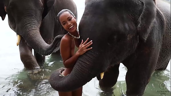 Tiny Tight Pussy Model Putri Cinta Bounces Up And Down With Wet Pussy thumbnail