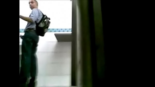 Pega&ccedil&atildeo em banheiro no rio de janeiro 1