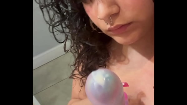 Nonton Sucking Cream Off My Dildo thumbnail