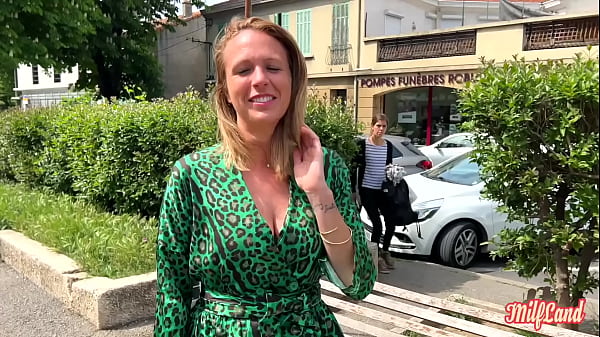 Je Veux Faire Un Trio Hhf Pour La Premi&egrave;re Fois Part 1 thumbnail