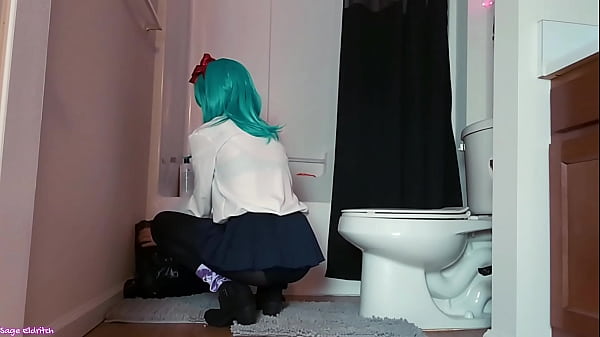 School Girl Bulma Peeing [voyeur] Sage Eldritch thumbnail
