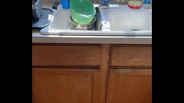 Piss In Kitchen thumbnail