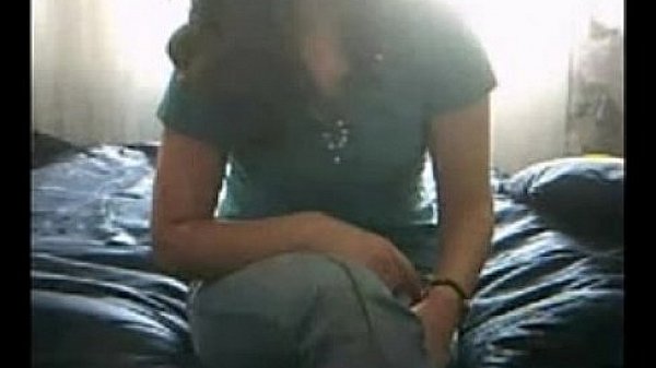 Nonton Wife First Time Webcam thumbnail