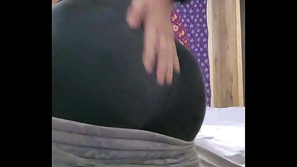 Nonton Soft Leggings Pawg thumbnail