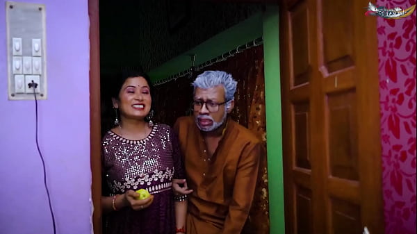 Nonton Dadaji Rough Hardcore Fuck With Virgin Girl When She Was Alone Movie thumbnail