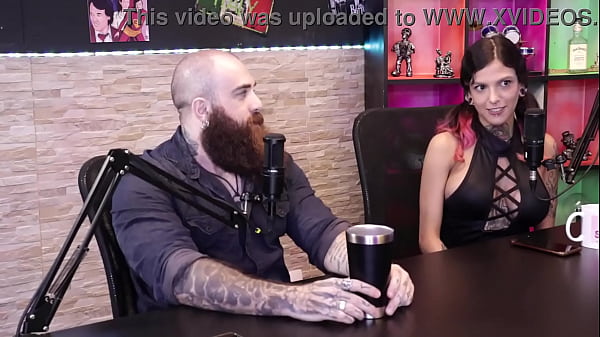 Esses sã_o os trê_s tipos de sexo, tem o amor, a putaria e o... - Qweensg e Iron Biker