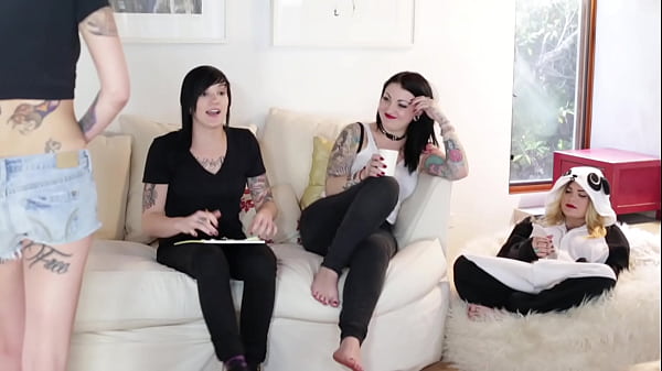 Nonton Lorena Sanchez Is That Latina And You Can Watch Her Getting Her Thick Pussy Lips Spread... thumbnail