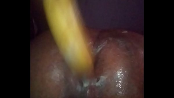 Masturbaci&oacute;n Anal Con Banana thumbnail