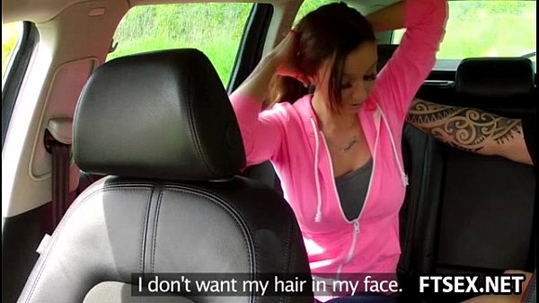 Brunette teen pays the taxi with blowjob