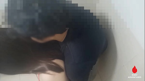 Nonton Kinantot Nang Kapitbahay Ang Asawa Ng Ofw thumbnail