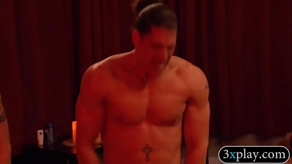 Swingers swap partners and hot groupsex in Playboy room 