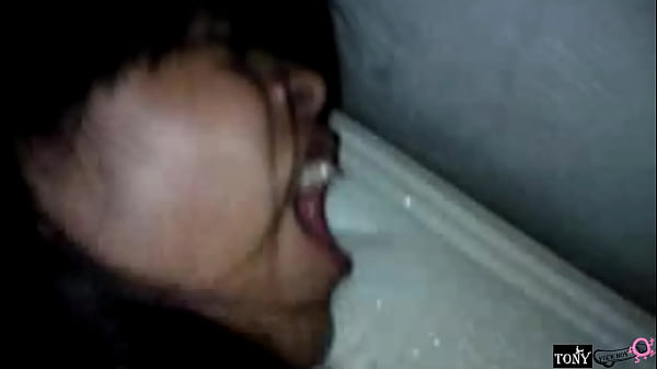 Nonton Anal Doloroso.. Se La Met&iacute; Por Su Apretado Culo Y Aunque Grit&oacute; De Dolor No Quiso Que La Saque Y Me Pidi&oacute; Que Se La Metiera Toda Para Darme Sentones Con Su Virginal Culo thumbnail