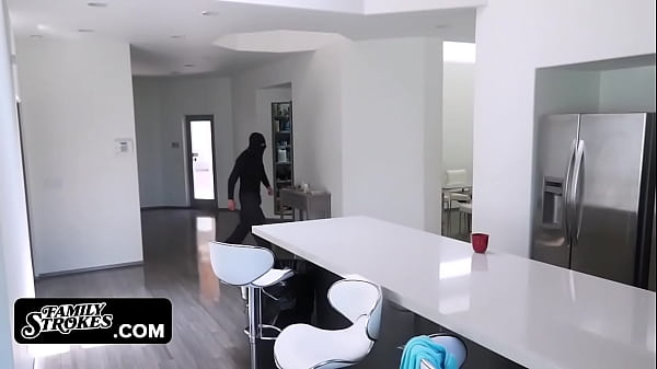 Precious Hottie Babe Jade Nile Was Ready For To Open Wide For A Large Massive Dick To Fuck Her Hungry Pussy. thumbnail