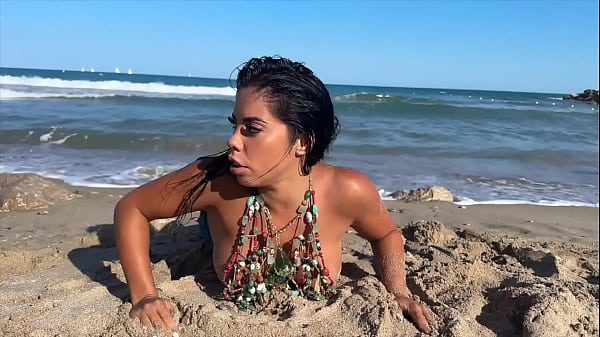 Nonton 6 First Minutes Of Mermaid Fantasies thumbnail