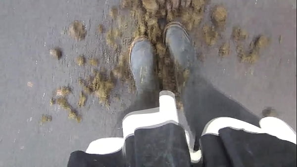 dirty thoughts, dirty boots
