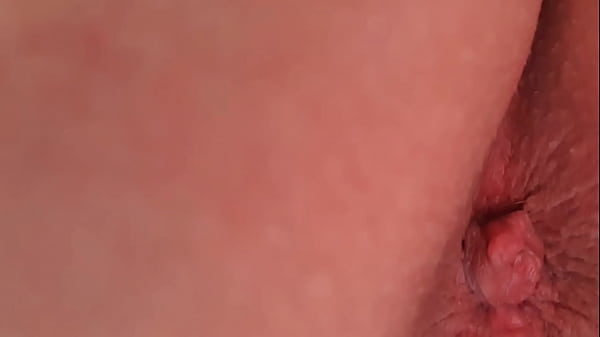 Mostrei O C&uacute; Grande E Rosa thumbnail