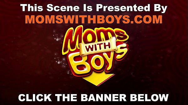 Nonton Momswithboys Blonde Cougar Shaving In The Shower Blows Cock thumbnail