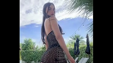 Zorra enseñ_ando el culo