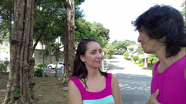 Nonton Talking To Random Girl At The Streets. thumbnail
