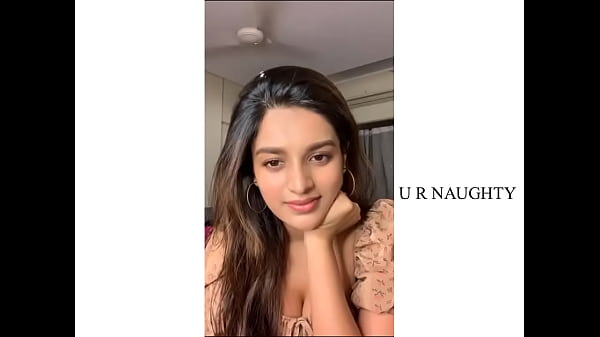 Nidhi Agarwal Cleavage thumbnail